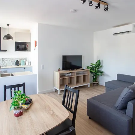 Go4portugal - Solaina - Modern With Ac And Private Balcony Αλμπουφέιρα