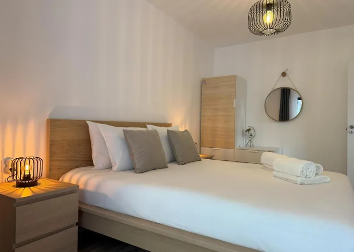 Go4portugal - Solaina - Modern With Ac And Private Balcony 아파트 알부페이라