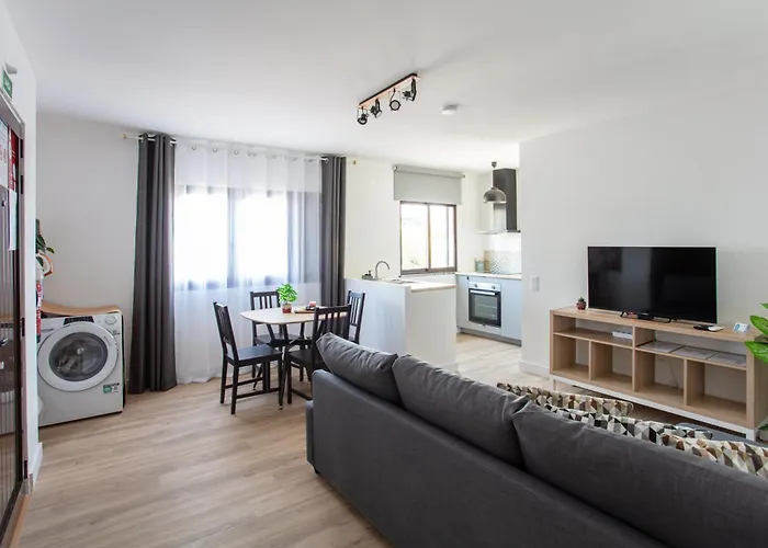 Go4portugal - Solaina - Modern With Ac And Private Balcony 아파트 알부페이라