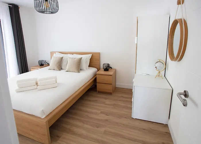 아파트 Go4portugal - Solaina - Modern With Ac And Private Balcony 알부페이라