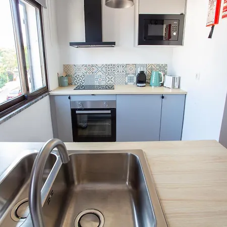 דירה Modern With Ac And Private Balcony - Go4portugal אלבופיירה